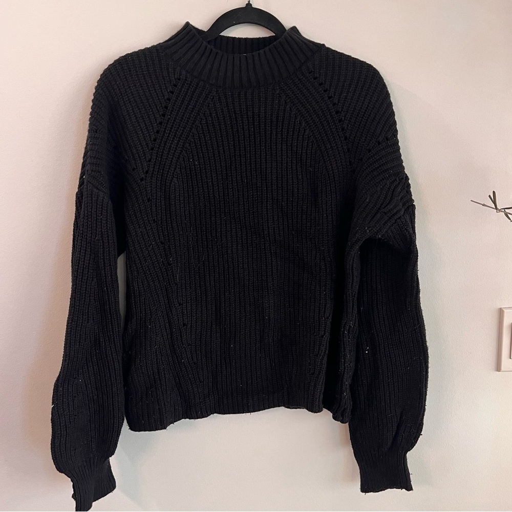 GAP Knit Turtle Neck Sweater - Size L